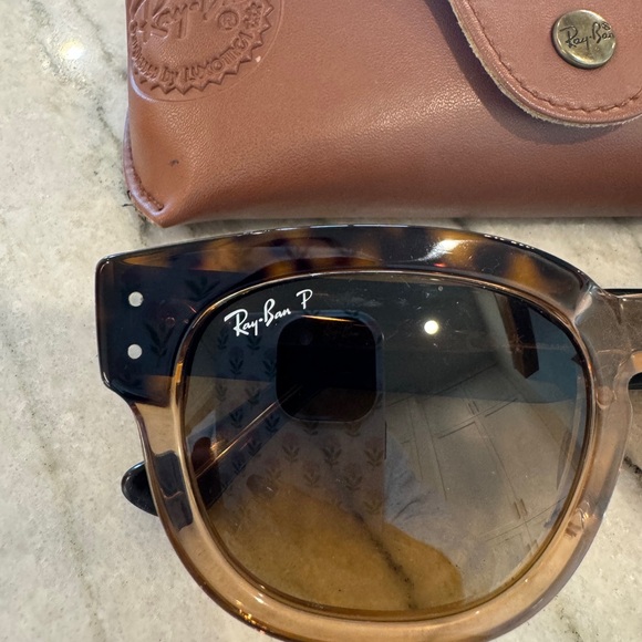 Ray-Ban Mega Hawkeye Polarized Sunglasses
Item# RB0298S - Picture 3 of 4